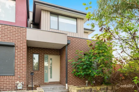 Property photo of 11 Banrock Place Wollert VIC 3750