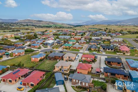 2/27 Melissa St, Brighton, TAS 7030