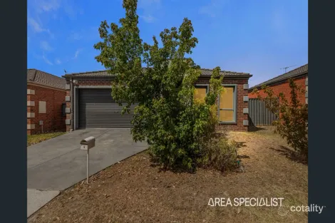 6 Macadamia St, Pakenham, VIC 3810
