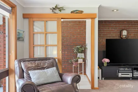 Property photo of 18 Alroy Court Rosetta TAS 7010