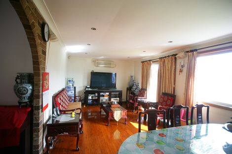 Property photo of 5 Cutcliffe Avenue Regents Park NSW 2143