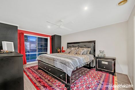 Property photo of 27 Robusta Avenue Cranbourne VIC 3977