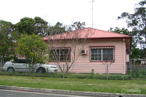 25 St Johns Dr, Croudace Bay, NSW 2280