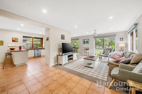 Property photo of 10 Stratford Square Wantirna VIC 3152