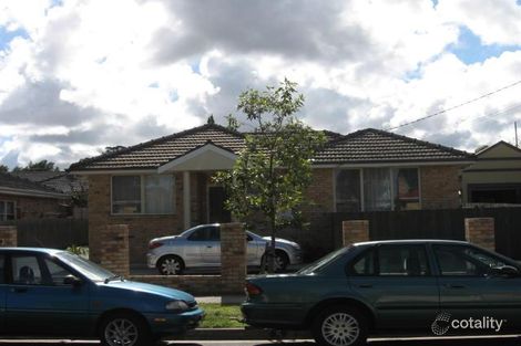 2/5 Parkmore Rd, Bentleigh East, VIC 3165