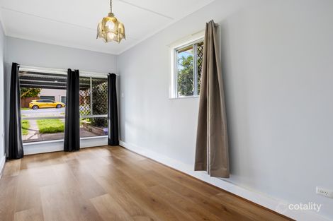 Property photo of 60 Marshall Road Holland Park West QLD 4121