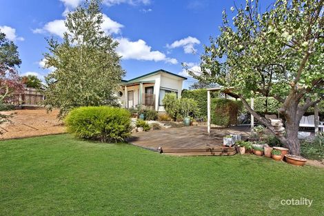 Property photo of 46 Crest Road Crestwood NSW 2620