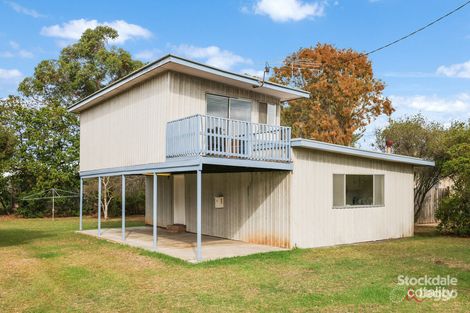 9 Hobsons Pde, Cowes, VIC 3922