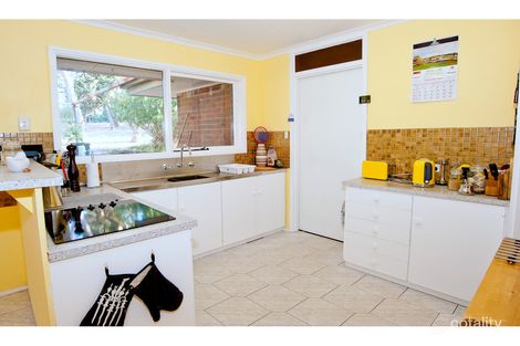 Property photo of 17 Goldfields Road Cockatoo Valley SA 5351