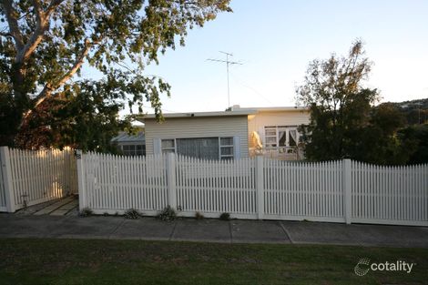 Property photo of 81 Buckingham Road Newtown VIC 3220