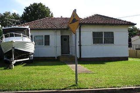 Property photo of 3 Ace Avenue Fairfield NSW 2165