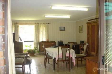 Property photo of 8 Yarrow Court Redbank Plains QLD 4301