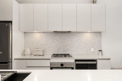 Property photo of 322/8 Skyring Terrace Teneriffe QLD 4005