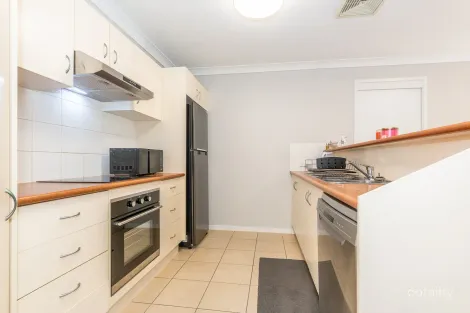 Property photo of 2/48-54 Fleet Drive Kippa-Ring QLD 4021