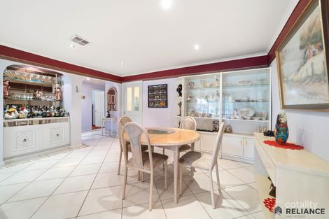 Property photo of 11 Heatherglade Place Melton West VIC 3337