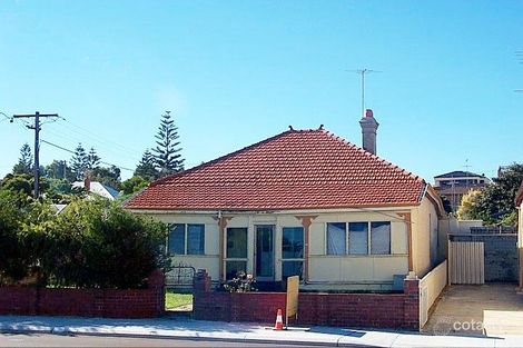 210 Hampton Rd, Beaconsfield, WA 6162