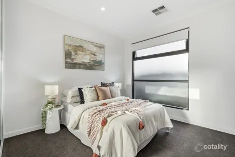 Property photo of 52B Windsor Avenue Magill SA 5072