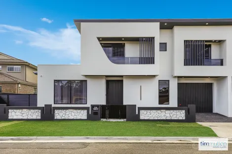 2a Anne St, Revesby, NSW 2212