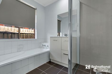 Property photo of 7 Inns Place Hoppers Crossing VIC 3029