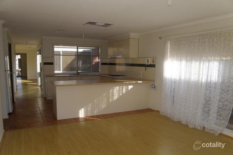 Property photo of 23 Fiona Court Werribee VIC 3030