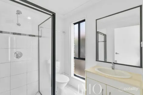 Property photo of 1/18 Bodacious Terrace Pimpama QLD 4209