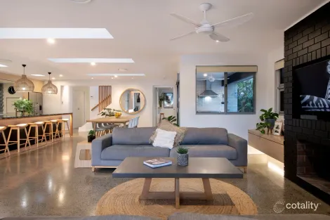 Property photo of 106 Seagull Avenue Mermaid Beach QLD 4218