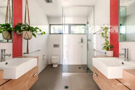 Property photo of 106 Seagull Avenue Mermaid Beach QLD 4218