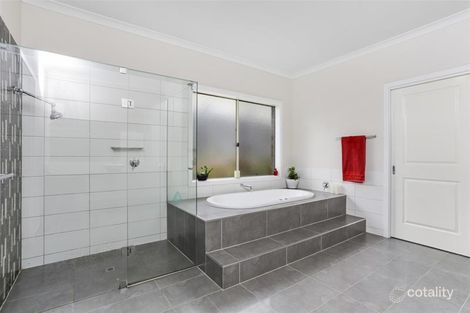 Property photo of 49 Bellmans Road Bushfield VIC 3281
