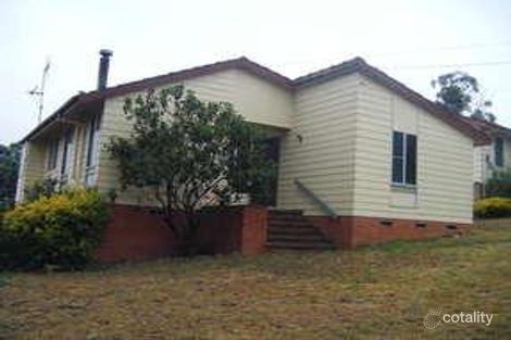 Property photo of 18 Caoura Crescent Goulburn NSW 2580