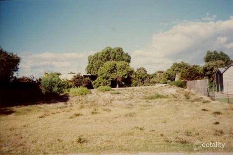 17 Lochinvar St, Madora Bay, WA 6210