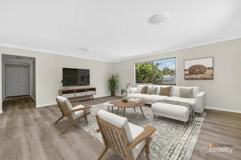 Property photo of 5 Oak Road Charmhaven NSW 2263