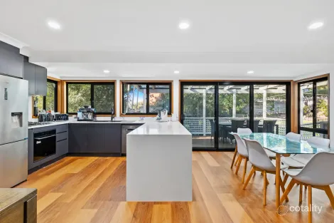 Property photo of 10 Currell Close Malua Bay NSW 2536