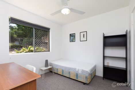 Property photo of 2/25 Raven Street St Lucia QLD 4067