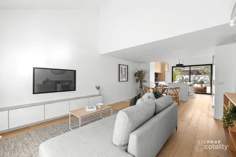 5/14 Athelstane Gr, Ivanhoe, VIC 3079