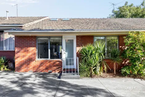 Property photo of 5/14 Athelstane Grove Ivanhoe VIC 3079