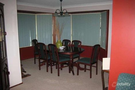 Property photo of 5 Begonia Place Macquarie Fields NSW 2564