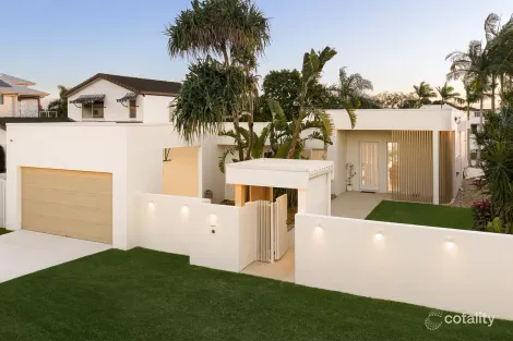 Property photo of 9 Coral Gables Key Broadbeach Waters QLD 4218