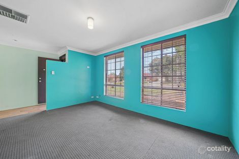 Property photo of 43 Guinivere Way Camillo WA 6111
