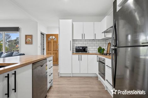 Property photo of 7 Diane Crescent Mooroolbark VIC 3138