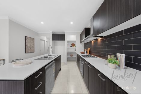 Property photo of 28 Fortitude Drive Craigieburn VIC 3064