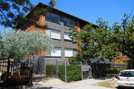 13/12 Kensington Rd, South Yarra, VIC 3141