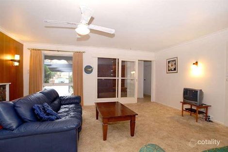 Property photo of 66 Rosslyn Avenue Seaford VIC 3198