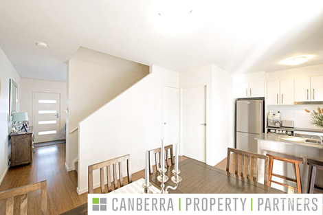Property photo of 1/311 Flemington Road Franklin ACT 2913