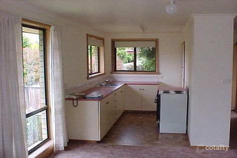 Property photo of 4/2-4 Norman Court Newnham TAS 7248