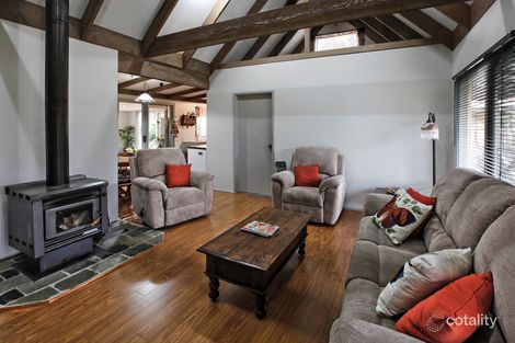 Property photo of 11 Morris Road Woodend VIC 3442