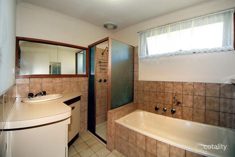 Property photo of 2/144-146 Kangaroo Road Hughesdale VIC 3166