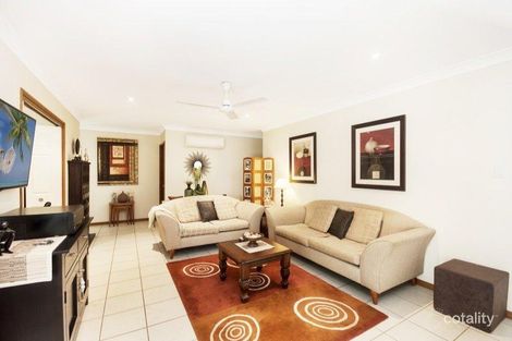 Property photo of 5 Alba Court Bushland Beach QLD 4818