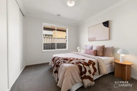 Property photo of 78 Oconnor Road Deer Park VIC 3023