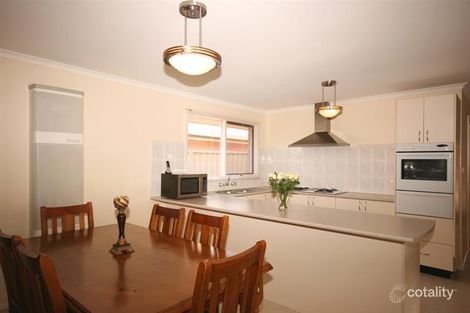 Property photo of 101 Fairfax Circuit Albanvale VIC 3021