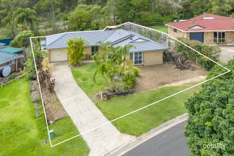 4 Jane Lane, Oxenford, QLD 4210